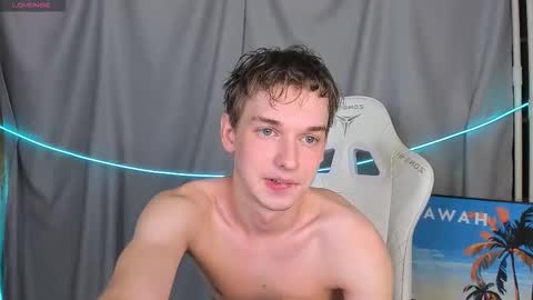 Andrew online show from November 2025 05:54:01 AM