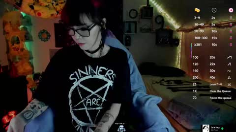 Mo online show from March 2025 05:27:02 AM