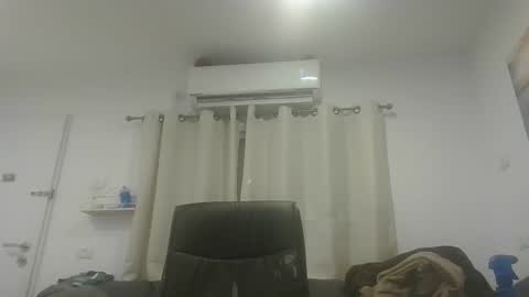 crazy101 online show from January 2025 09:29:02 PM