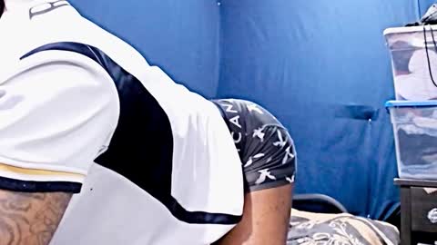 Tettaz GetitJusy4ya online show from November 2025 05:01:02 AM