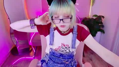 Snapshot of 666_marshmallow chatting on June 2026 05:06:01 AM Marsi online show from June 2026 05:06:01 AM