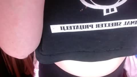 Snapshot of 666maskgirl chatting on September 2025 05:27:01 PM SHANNON online show from September 2025 05:27:01 PM