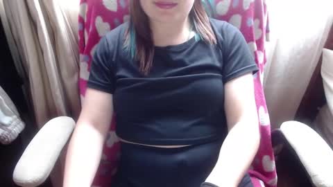 Snapshot of 666maskgirl chatting on February 2026 05:08:01 PM SHANNON online show from February 2026 05:08:01 PM