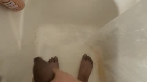 Snapshot of 69angel96 chatting on December 2025 05:57:01 AM 69angel96 online show from December 2025 05:57:01 AM