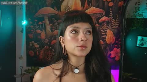 B R I E L A  online show from March 2026 05:30:02 AM