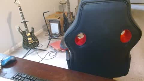 Snapshot of 6stringer62 chatting on March 2026 04:02:01 PM 6stringer62 online show from March 2026 04:02:01 PM