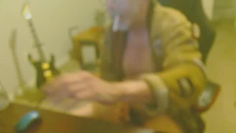 Snapshot of 6stringer62 chatting on April 2026 09:10:01 AM 6stringer62 online show from April 2026 09:10:01 AM