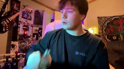 Snapshot of 710lemonade420 chatting on February 2025 12:17:01 AM lemonade online show from February 2025 12:17:01 AM