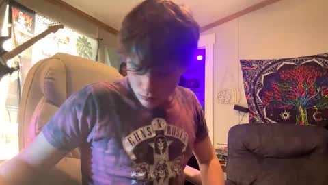 Snapshot of 710lemonade420 chatting on February 2025 10:29:02 PM lemonade online show from February 2025 10:29:02 PM