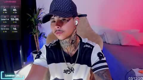 Stefan online show from December 2025 09:02:01 PM