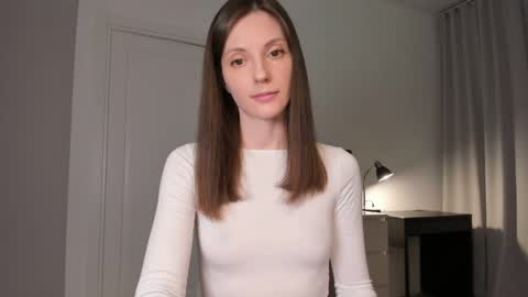Anna online show from May 2026 08:06:02 PM