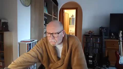  Papi  online show from March 2025 05:17:02 PM