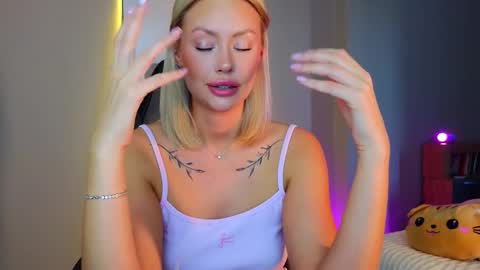 Nura online show from October 2025 02:30:01 AM