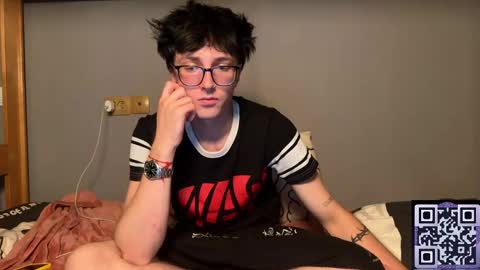 Phillip online show from October 2025 10:55:02 PM