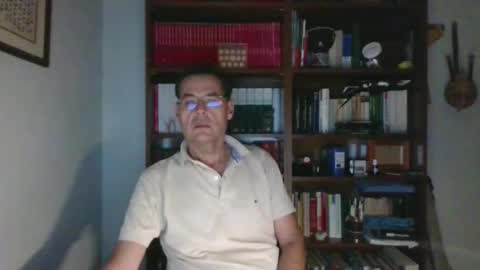 8age online show from September 2025 09:38:01 PM