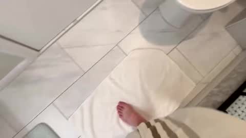 8inutn online show from October 2025 12:55:01 AM