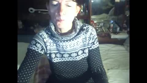 Snapshot of 8mistress8 chatting on December 2024 06:33:01 PM 8MISTRESS8 online show from December 2024 06:33:01 PM