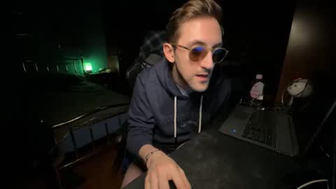 91stefisexy91 online show from December 2025 07:43:02 PM