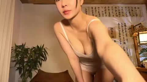 lily online show from April 2026 06:29:01 AM