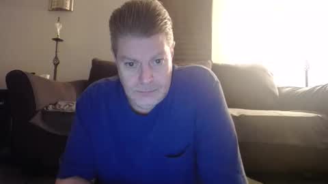 Snapshot of 989guy chatting on March 2026 09:28:01 PM 989guy online show from March 2026 09:28:01 PM