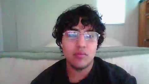 Snapshot of 99_butterfly_boy99 chatting on December 2024 07:09:02 PM Butterfly boy online show from December 2024 07:09:02 PM