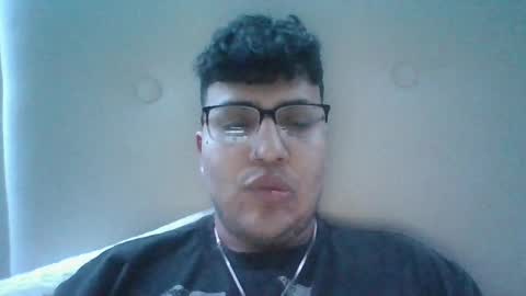 Snapshot of 99_butterfly_boy99 chatting on January 2025 05:12:01 AM Butterfly boy online show from January 2025 05:12:01 AM