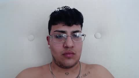 Snapshot of 99_butterfly_boy99 chatting on January 2025 06:44:01 PM Butterfly boy online show from January 2025 06:44:01 PM