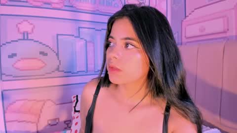 Alice  online show from February 2025 01:35:02 AM