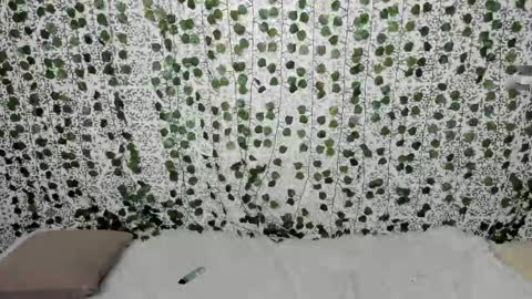 EMILY AND  MARCUS online show from February 2025 01:40:01 AM