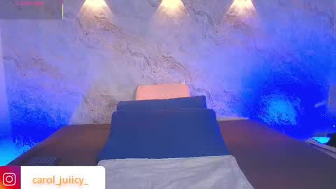  abby rouss online show from October 2025 03:06:02 AM