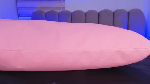  abby rouss online show from November 2025 03:07:01 AM