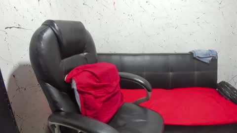     ----       online show from September 2025 05:18:02 AM