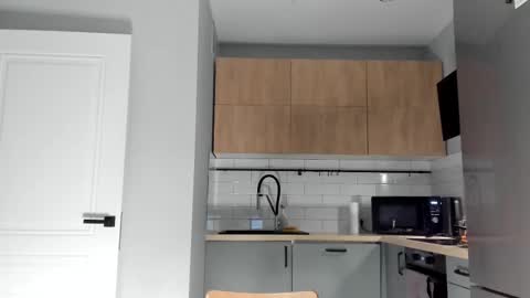 Adam online show from February 2025 05:05:02 PM