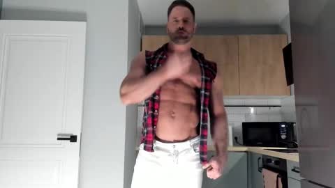 Adam online show from November 2025 10:58:02 PM