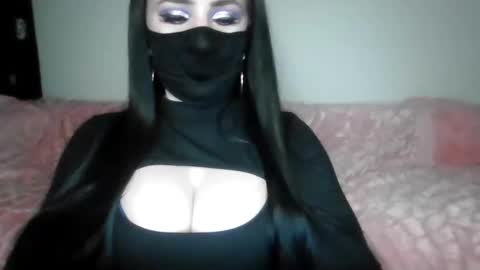 Adela online show from December 2024 07:06:01 PM