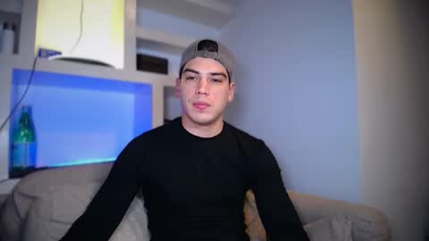 Snapshot of _aesthetic chatting on February 2026 11:53:01 PM _aesthetic online show from February 2026 11:53:01 PM