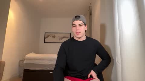 Snapshot of _aesthetic chatting on March 2026 08:15:01 PM _aesthetic online show from March 2026 08:15:01 PM