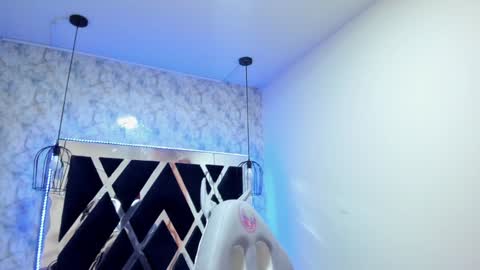  Alaia online show from January 2025 06:03:02 PM