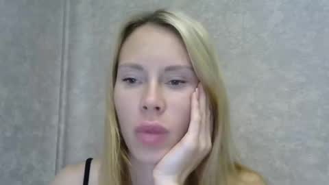 _alex1819 online show from October 2025 07:55:01 PM