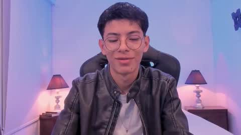 Alexander online show from November 2025 12:38:01 PM