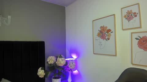  Alice  online show from December 2024 07:46:02 PM