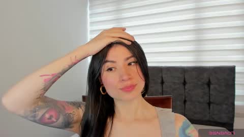  Alice  online show from September 2025 05:58:01 PM