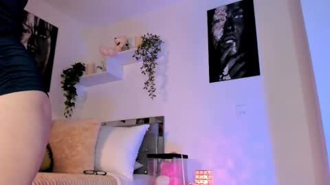 Karo online show from October 2025 10:33:01 PM