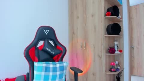 AMANDA online show from February 2026 05:22:02 PM