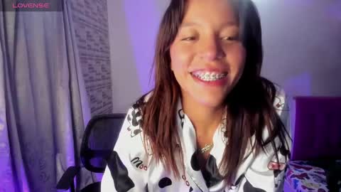 AMELIA  online show from April 2026 05:08:01 AM