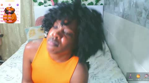 Snapshot of _amy_rojas_ chatting on October 2025 11:57:01 PM ask me online show from October 2025 11:57:01 PM