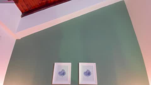 Ana Victoria online show from October 2025 12:05:01 PM