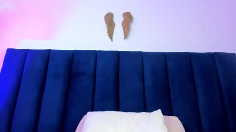 Anette online show from April 2026 07:55:02 PM