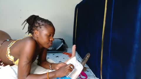 Anitas online show from November 2025 06:58:02 AM