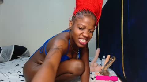 Anitas online show from November 2025 05:27:02 AM